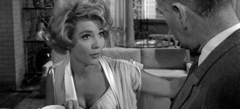 Illustration for article titled The Fourth of July Twilight Zone Marathon Schedule, With Links For Cordcutters